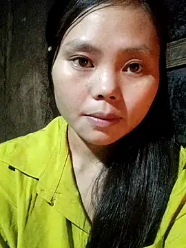 Snapshot of omiu-baby chatting on October 18, 2025, 1:13 pm omiu-baby online show from October 18, 2025, 1:13 pm