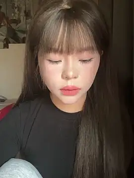 Snapshot of SarahBeii chatting on November 27, 2025, 3:40 am SarahBeii online show from November 27, 2025, 3:40 am