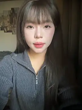 Snapshot of SarahBeii chatting on November 29, 2025, 3:39 am SarahBeii online show from November 29, 2025, 3:39 am