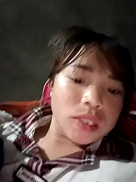 AnHa19 online show from November 18, 2025, 5:11 am