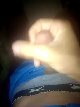 UsualSummer2 online show from April 12, 2026, 5:27 pm