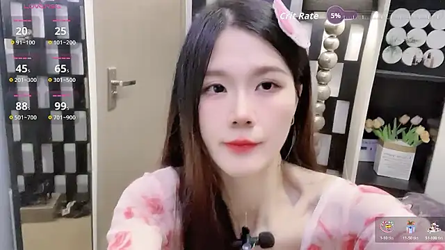 Yueyue-MM online show from January 13, 2026, 2:48 am