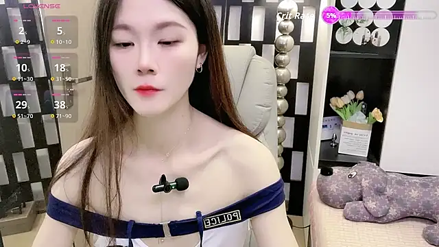 Snapshot of Yueyue-MM chatting on February 24, 2026, 2:56 am Yueyue-MM online show from February 24, 2026, 2:56 am