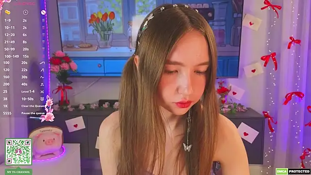 ElfredaTupy online show from March 28, 2026, 7:59 pm