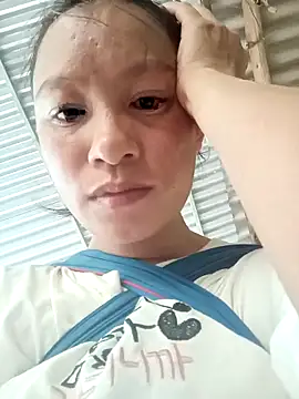 simi-lucy online show from September 20, 2025, 4:28 am