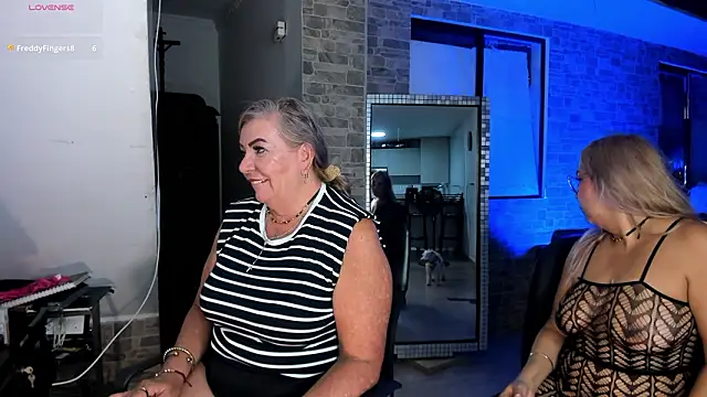  SARAI DUPONT online show from March 26, 2026, 11:13 pm