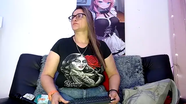 LAHILA COOPERR online show from October 16, 2025, 12:13 pm