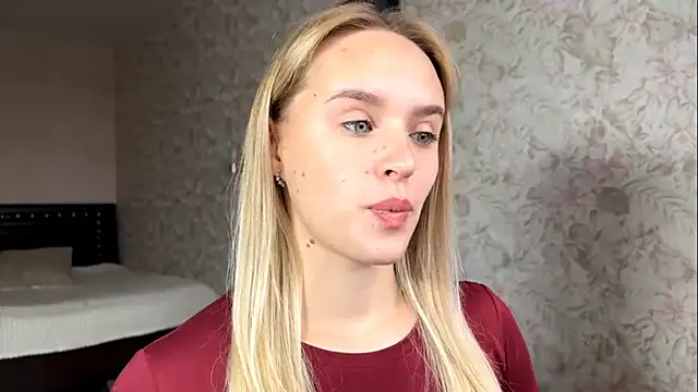 ElisabetLorney online show from September 24, 2025, 8:10 am