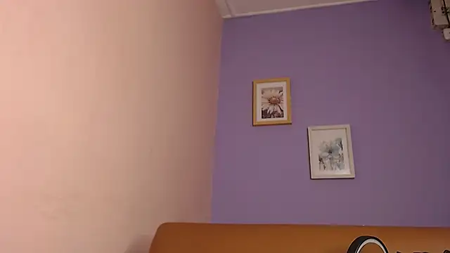 akisha lims26 online show from October 8, 2025, 1:01 pm