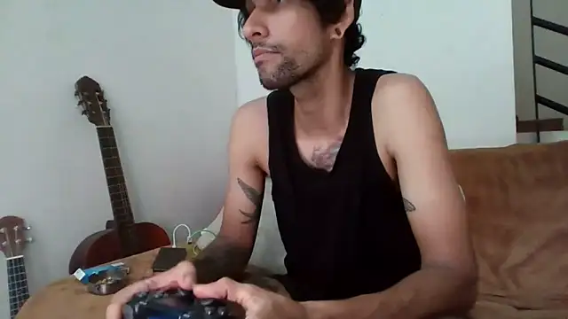 Snapshot of Alejandro92_cali chatting on June 13, 2026, 6:17 pm Alejandro92 cali online show from June 13, 2026, 6:17 pm