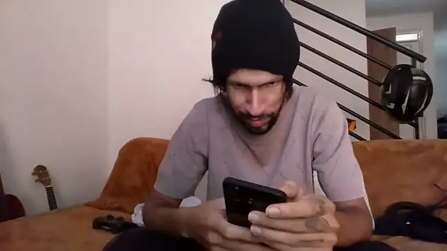 Snapshot of Alejandro92_cali chatting on June 29, 2026, 4:28 pm Alejandro92 cali online show from June 29, 2026, 4:28 pm