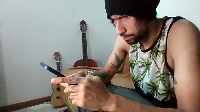 Snapshot of Alejandro92_cali chatting on June 24, 2026, 5:50 am Alejandro92 cali online show from June 24, 2026, 5:50 am