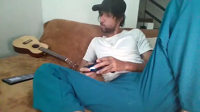 Snapshot of Alejandro92_cali chatting on June 25, 2026, 10:48 pm Alejandro92 cali online show from June 25, 2026, 10:48 pm