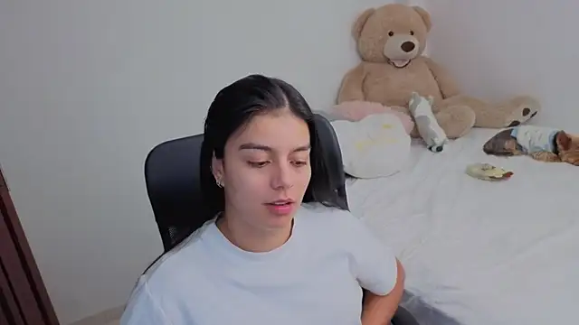 valerihouse online show from February 28, 2026, 1:27 am