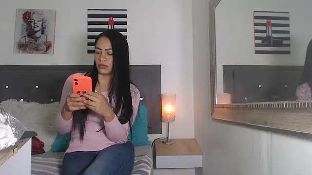 Snapshot of madison__love_ chatting on October 6, 2025, 6:30 pm madison love online show from October 6, 2025, 6:30 pm