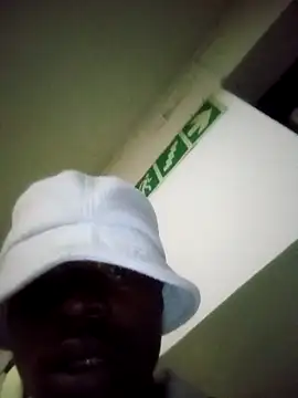 mojeemore online show from January 18, 2026, 8:56 pm