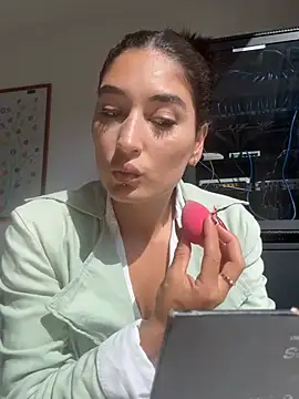 Scarlett 12 online show from March 20, 2026, 1:56 pm