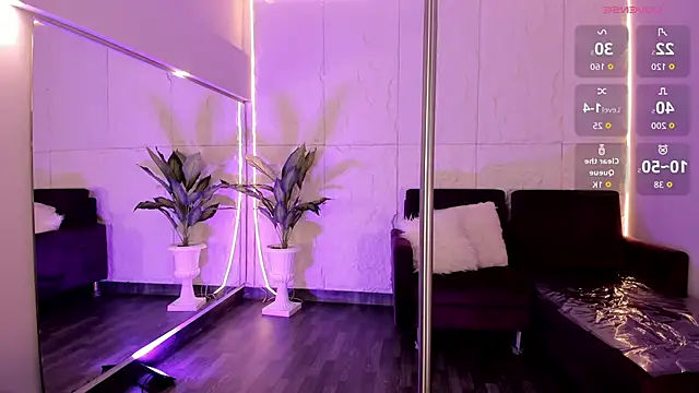 AariaLove online show from November 29, 2025, 10:32 pm