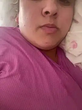 bruna438 online show from October 13, 2025, 1:23 pm