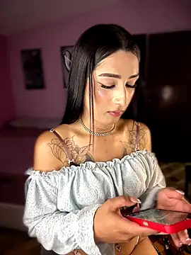  Denisse444 online show from December 13, 2025, 9:21 pm