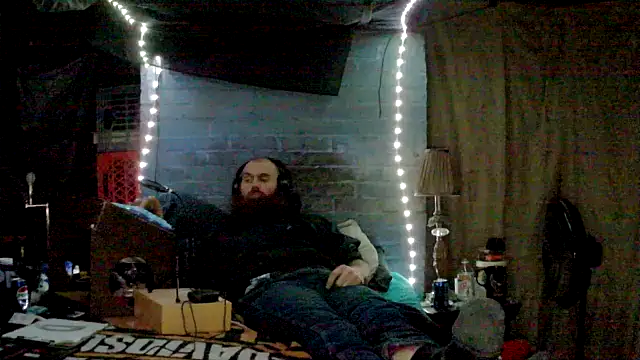 Cowboy815 online show from November 26, 2025, 5:51 am