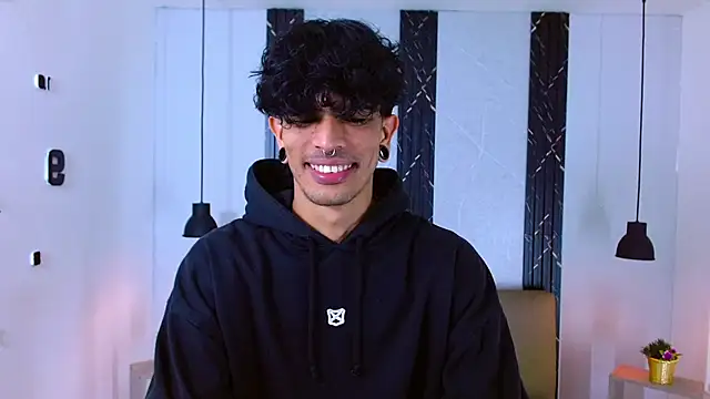 Franvill Trato online show from September 30, 2025, 7:09 pm