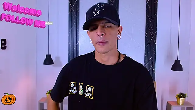 Franvill Trato online show from October 11, 2025, 8:10 pm