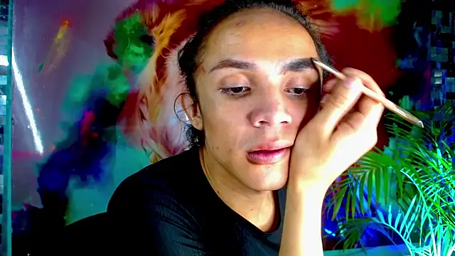 Cristal Gem1 online show from September 16, 2025, 6:31 pm