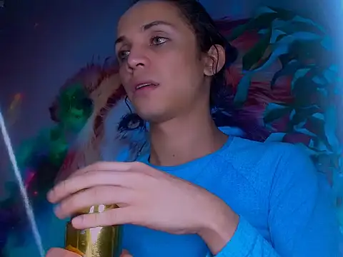 Cristal Gem1 online show from October 16, 2025, 4:54 am