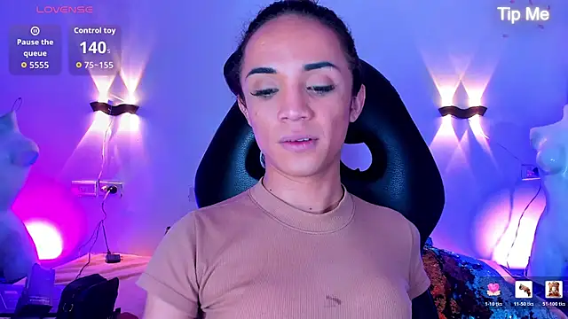 Cristal Gem1 online show from March 6, 2026, 1:00 am