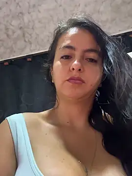 Snapshot of salo-rousee chatting on May 11, 2026, 10:05 am salo-rousee online show from May 11, 2026, 10:05 am