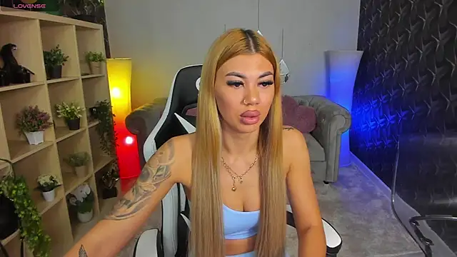 xPuka online show from October 10, 2025, 5:14 pm