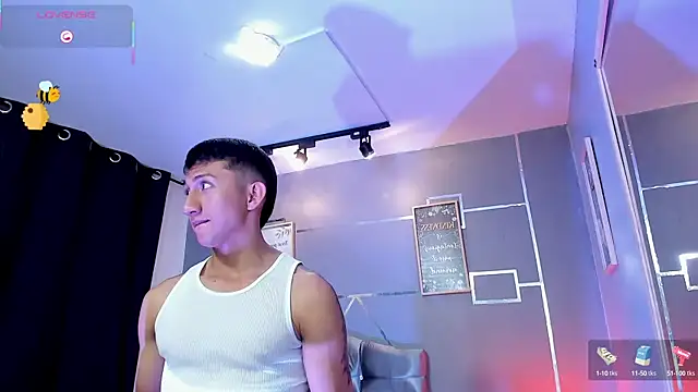 oliver mr  online show from October 8, 2025, 7:25 pm