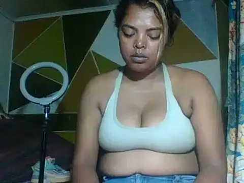 Snapshot of SEXY_METISE chatting on February 19, 2025, 8:41 pm SEXY METISE online show from February 19, 2025, 8:41 pm