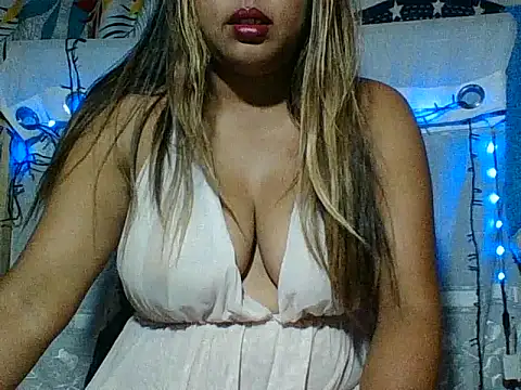 SEXY METISE online show from January 13, 2026, 11:30 pm