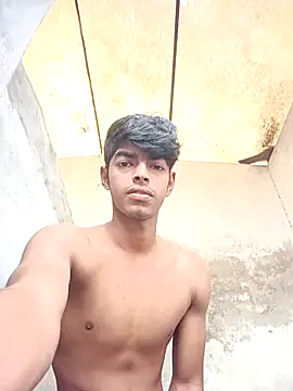 monster 33 online show from November 2, 2025, 4:17 am