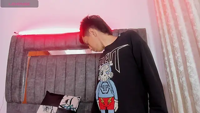 dylan 202520  online show from November 25, 2025, 11:43 am