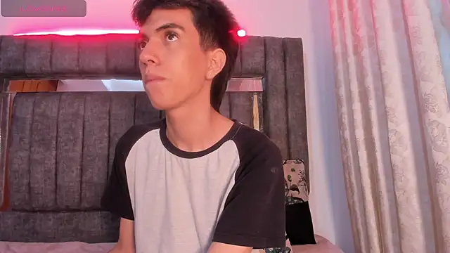 dylan 202520  online show from November 29, 2025, 12:16 pm