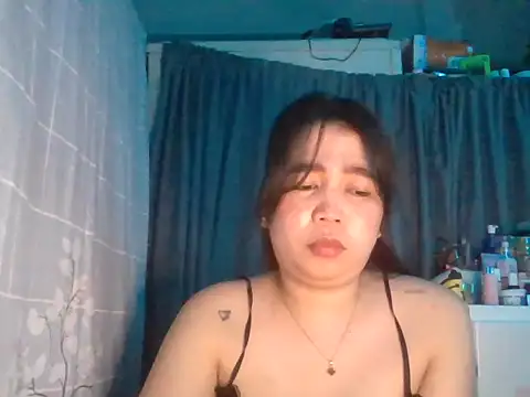 Asianhotskinny online show from June 30, 2026, 5:02 pm