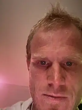 Snapshot of BawledTimeout chatting on September 10, 2025, 3:27 am BawledTimeout online show from September 10, 2025, 3:27 am