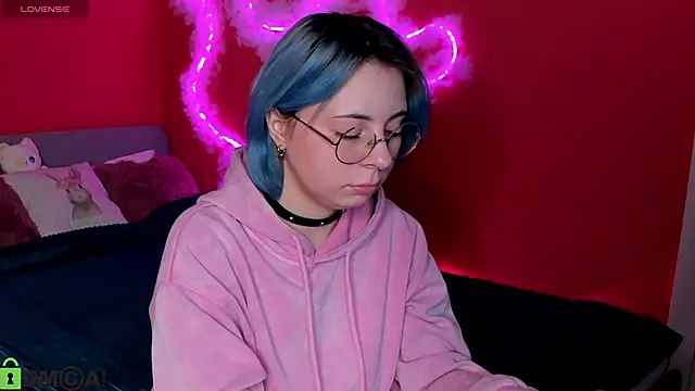 Penny Stanley online show from December 5, 2025, 1:49 am