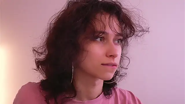 MimiLicks online show from November 25, 2025, 6:47 am