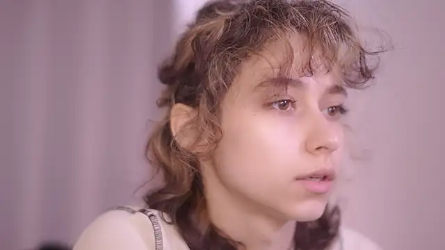 MimiLicks online show from October 6, 2025, 8:04 am