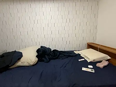 Arista 09 online show from October 12, 2025, 11:17 pm