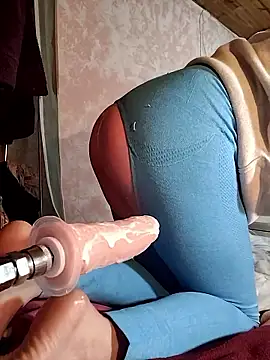 Snapshot of Kitty_Melodi chatting on November 7, 2025, 9:14 am Kitty Melodi online show from November 7, 2025, 9:14 am