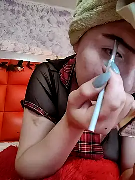 Snapshot of Kitty_Melodi chatting on October 1, 2025, 10:09 am Kitty Melodi online show from October 1, 2025, 10:09 am