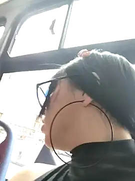 Snapshot of Kitty_Melodi chatting on September 17, 2025, 3:14 pm Kitty Melodi online show from September 17, 2025, 3:14 pm