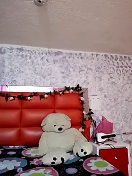 Snapshot of Kitty_Melodi chatting on September 18, 2025, 9:23 am Kitty Melodi online show from September 18, 2025, 9:23 am