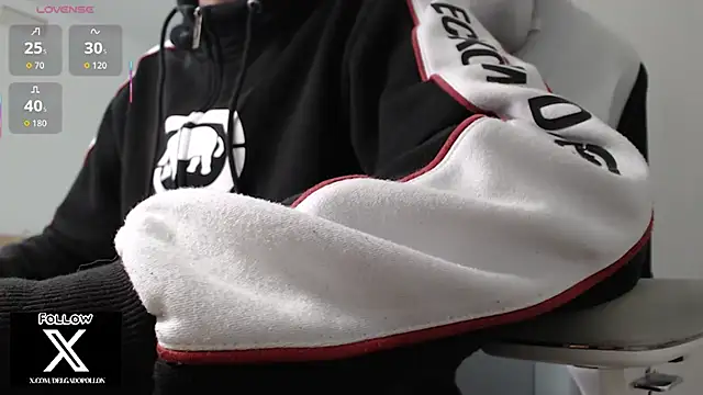 delgadopollon1991 online show from February 27, 2026, 11:04 pm