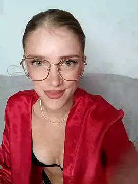 TeaseRosie online show from September 29, 2025, 12:44 pm